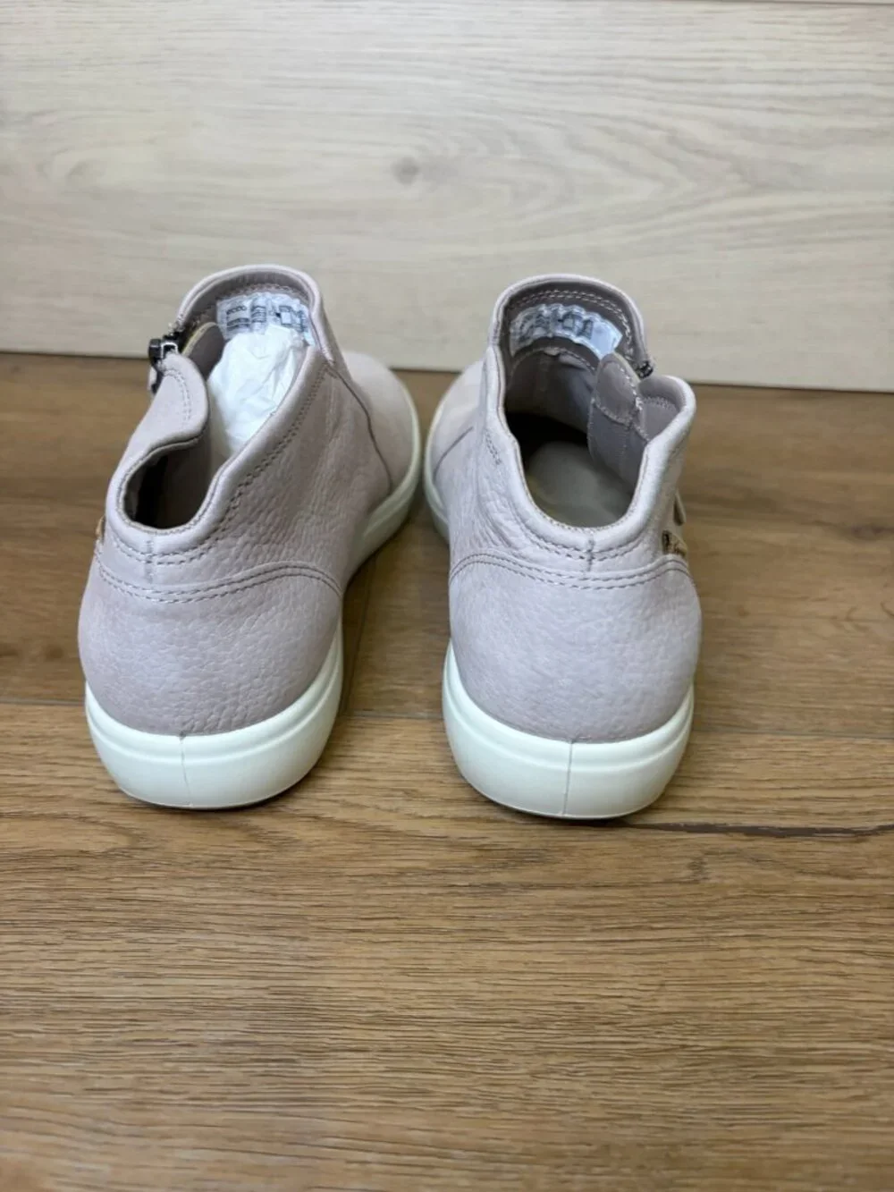 Ecco womens soft
